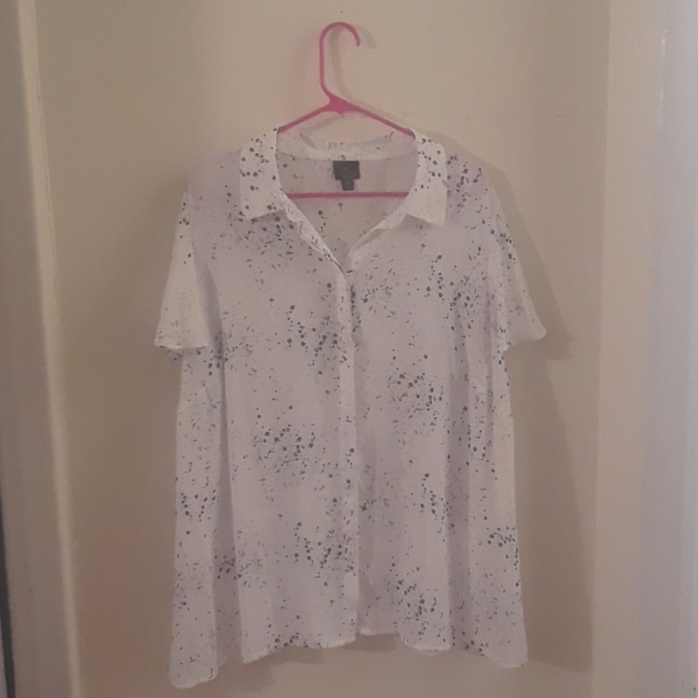 Worthington Blouse beautiful pattern, 2X.